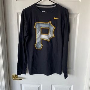 Nike men’s pirate long sleeve